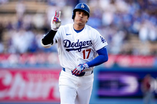Dodgers' Ohtani (knee) will play in weekend series vs. Yankees