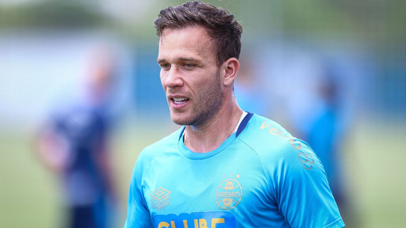 Corinthians admite interesse, mas dá aviso a Arthur após pedida milionária: 'Se puder esperar...'