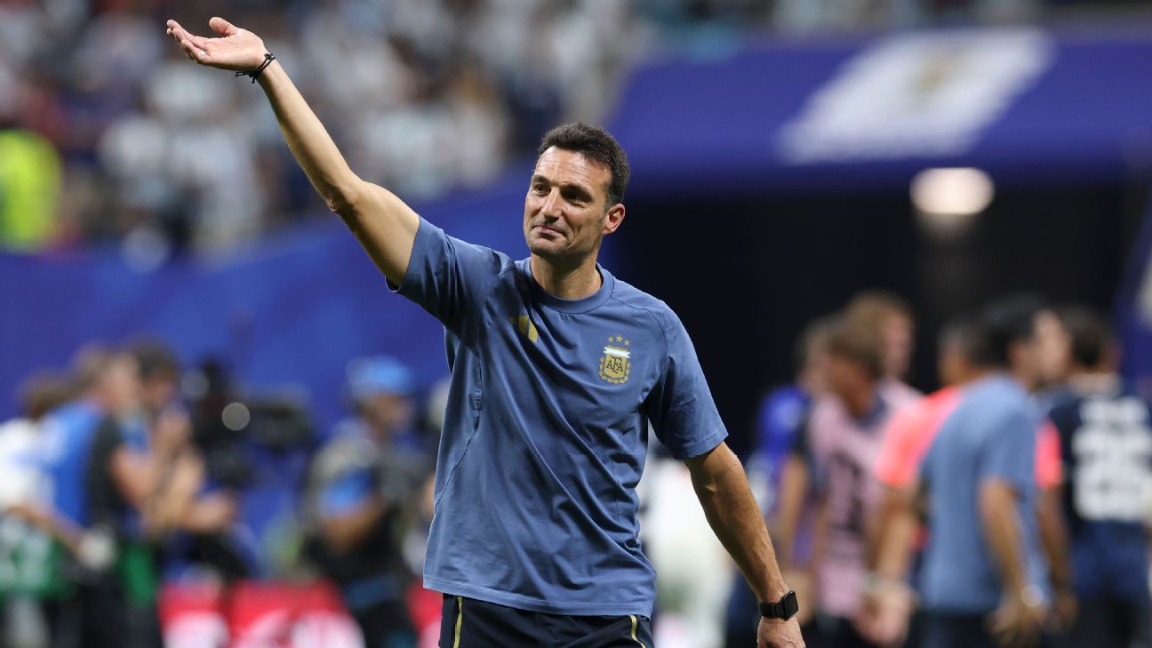 Scaloni: Argentina 'smell blood' to sink England in World Cup semifinal