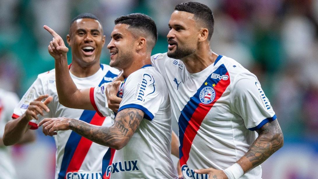 Bahia domina Chapecoense, vence na Fonte Nova e se mantém no G-6 do Brasileirão