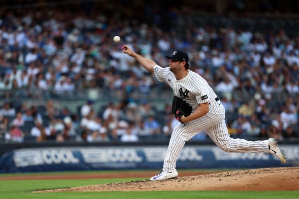 Yankees' Boone: Decision to stay with Cole 'falls on me'