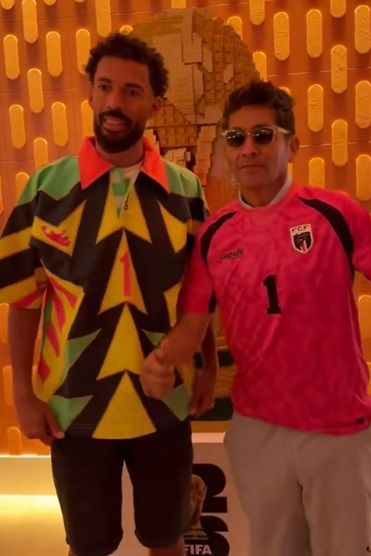 Jorge Campos y Vozinha intercambian playeras tras el Mundial 2026