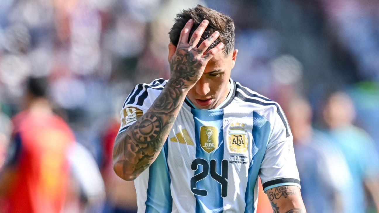Enzo Fernández pledges to keep giving for Argentina after World Cup heartbreak