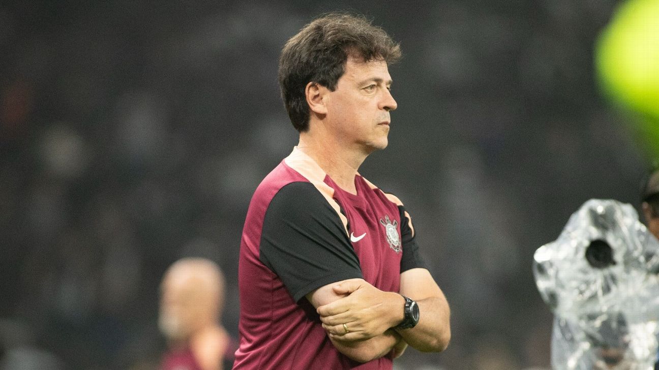 Diniz é sincero sobre Corinthians vender André e Bidon e põe cinco do clube 'prontos' para Seleção: 'Postulante claro'