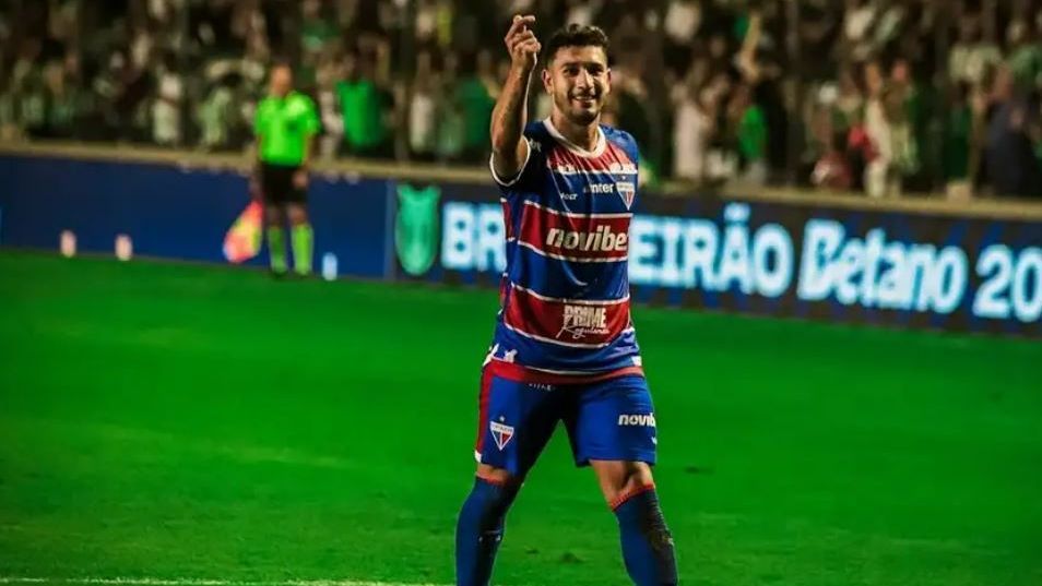 Em crise financeira, Fortaleza sofre transfer ban ...