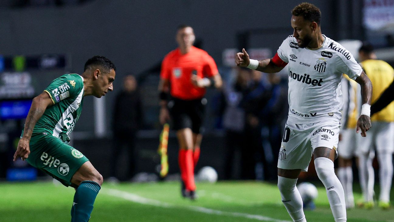 Neymar marca dois, mas Santos só empata com a Chapecoense e segue próximo da zona de rebaixamento do Brasileirão