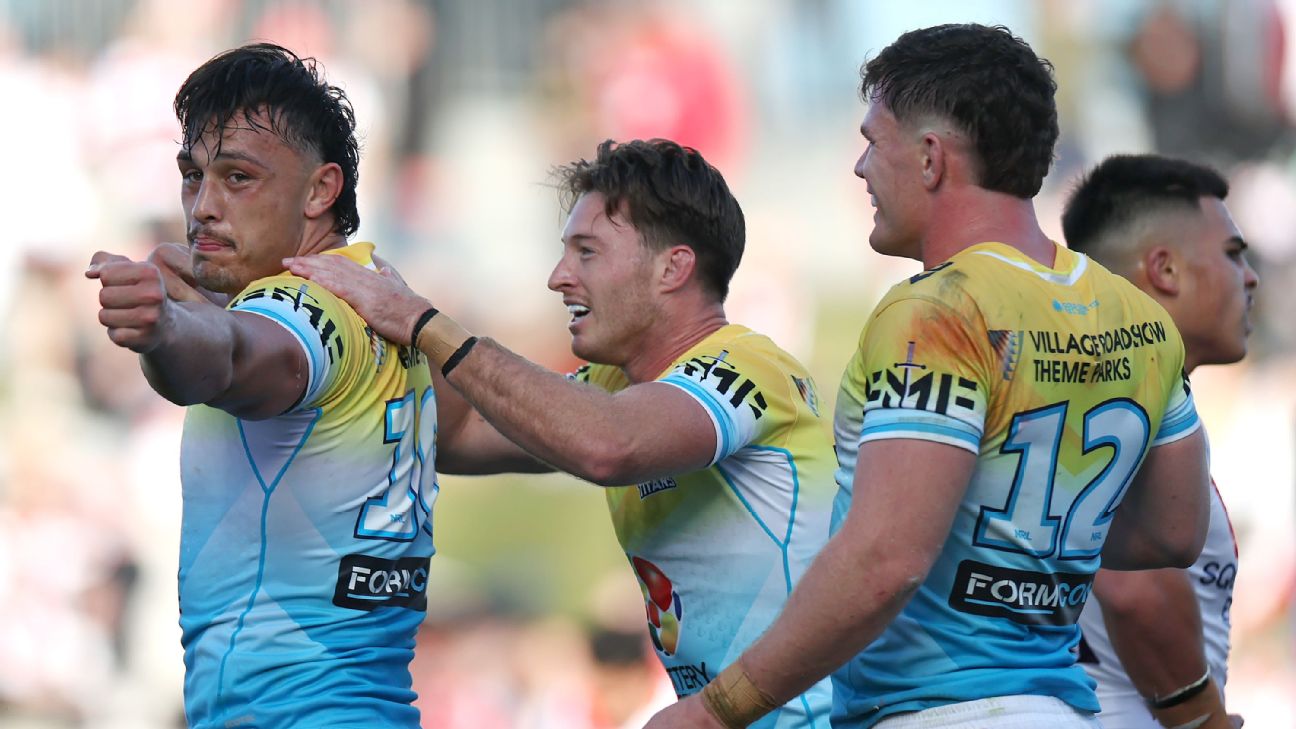 Tino Fa'asuamaleaui of the Titans celebrates scoring a try — Article image accompanying Gold Coast flyer inspires Titans to win over Dragons on WagerUp Sports News. Tino Fa'asuamaleaui of the Titans celebrates scoring a try — Article image accompanying Gold Coast flyer inspires Titans to win over Dragons on WagerUp Sports News.