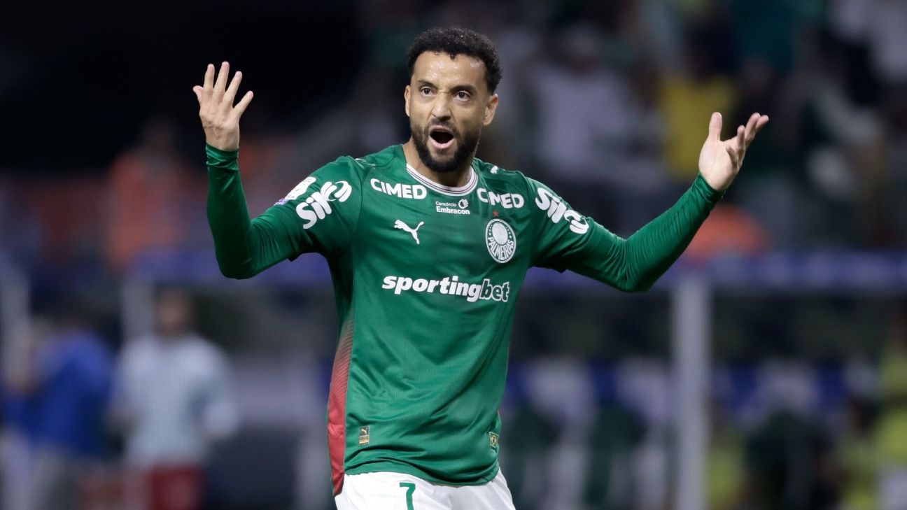 Felipe Anderson vê Atlético-MG 'bem defensivo' contra o Palmeiras e diz: 'Não é porque perdemos que está tudo errado'