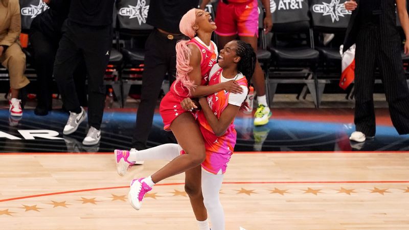 WNBA пытается сохранить позитивный настрой после Матча всех звёзд в Чикаго