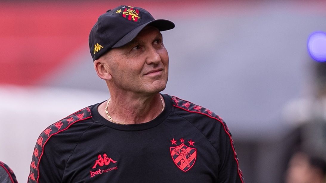 Em crise na Série B, Sport acerta contratações de volante e meia