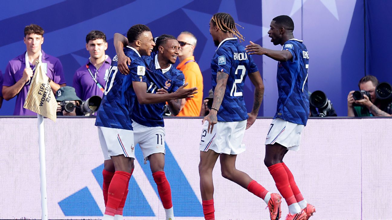 Liverpool prepara oferta ao PSG por estrela da França na Copa do Mundo
