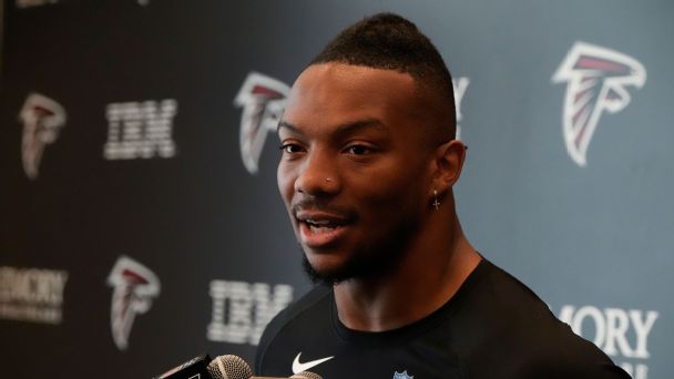 Tracking 2026 NFL hold-ins: Robinson, Gibbs, Vea and Tuipulotu