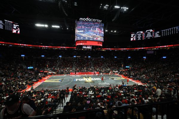 Blazers, Portland officials meet to discuss Moda Center revamp, lease