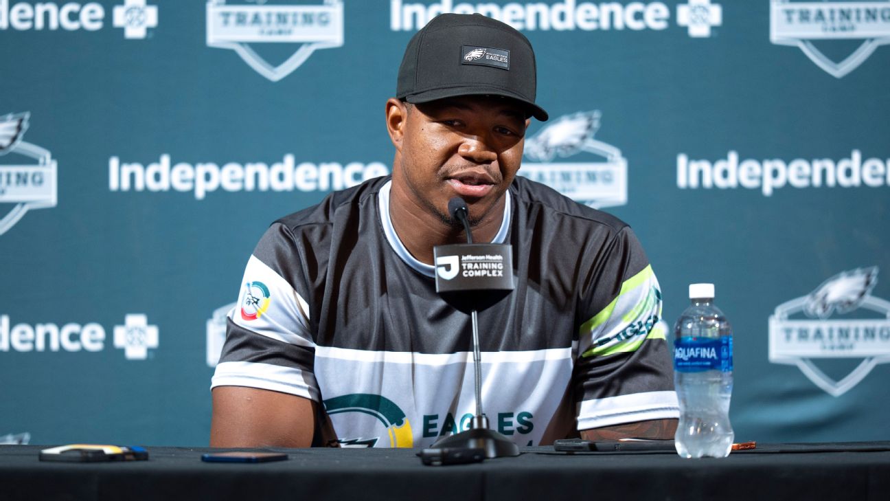 Eagles' Nolan Smith apologizes for 'unacceptable' speeding arrest