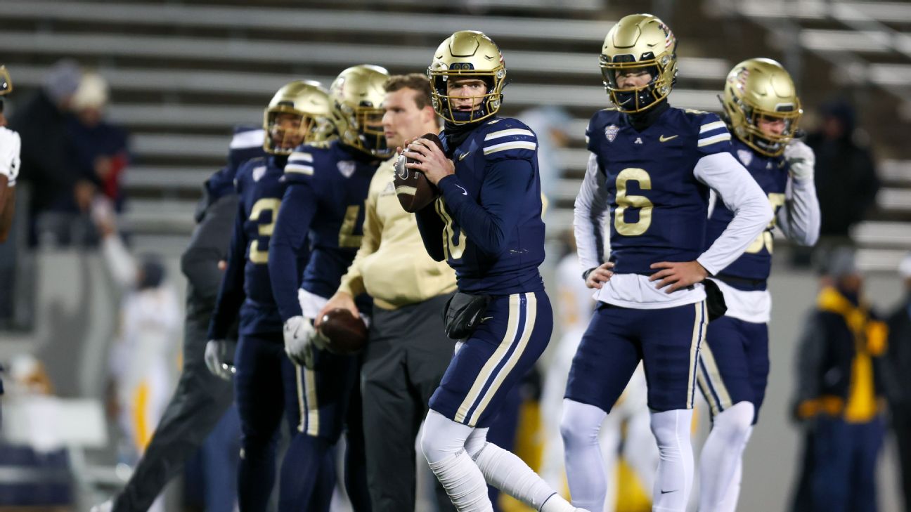 espn.com - Anthony Gharib - Akron football season-ticket holder can design opening drive of game