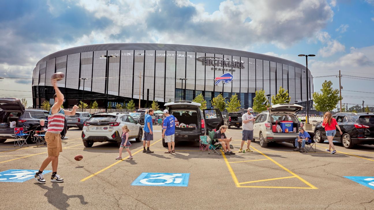 Bills, fans get first look inside new Highmark Stadium