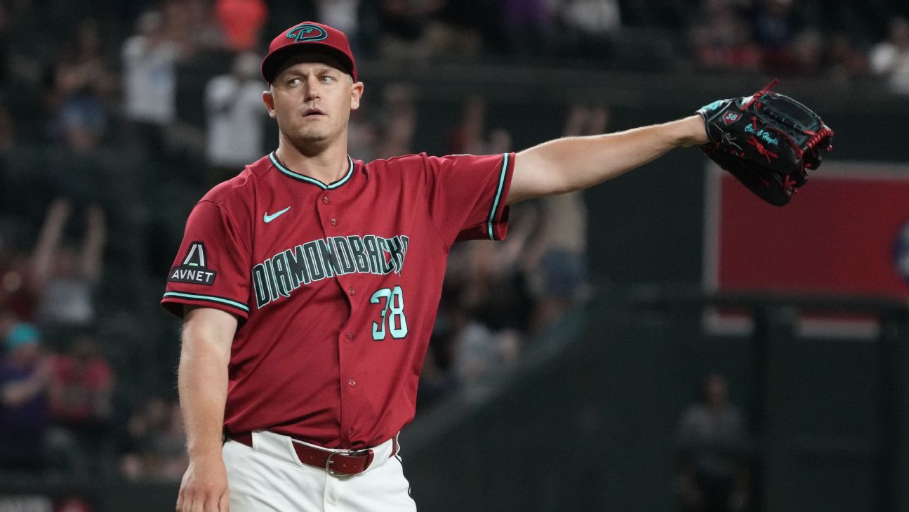 Jays claim Sewald after veteran DFA'd by D-backs Jays claim Sewald after veteran DFA'd by D-backs
