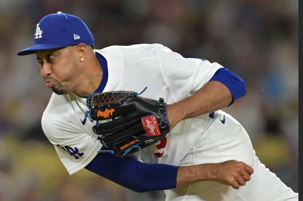 Diaz to remain Dodgers closer despite recent collapse
