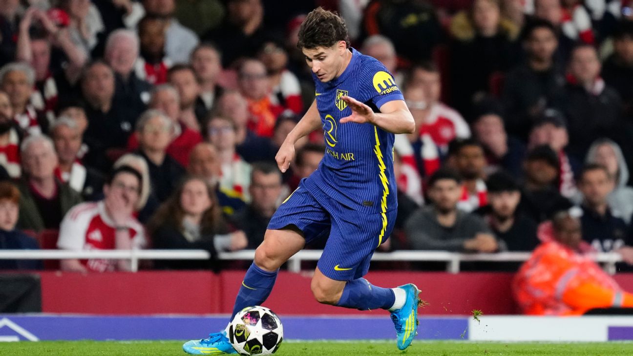 Julián Álvarez กับบาร์เซโลนา: แอตเลติโก มาดริดยืนกรานชัดเรื่องอนาคตซัมเมอร์นี้ รูปประกอบข่าวฟุตบอล
