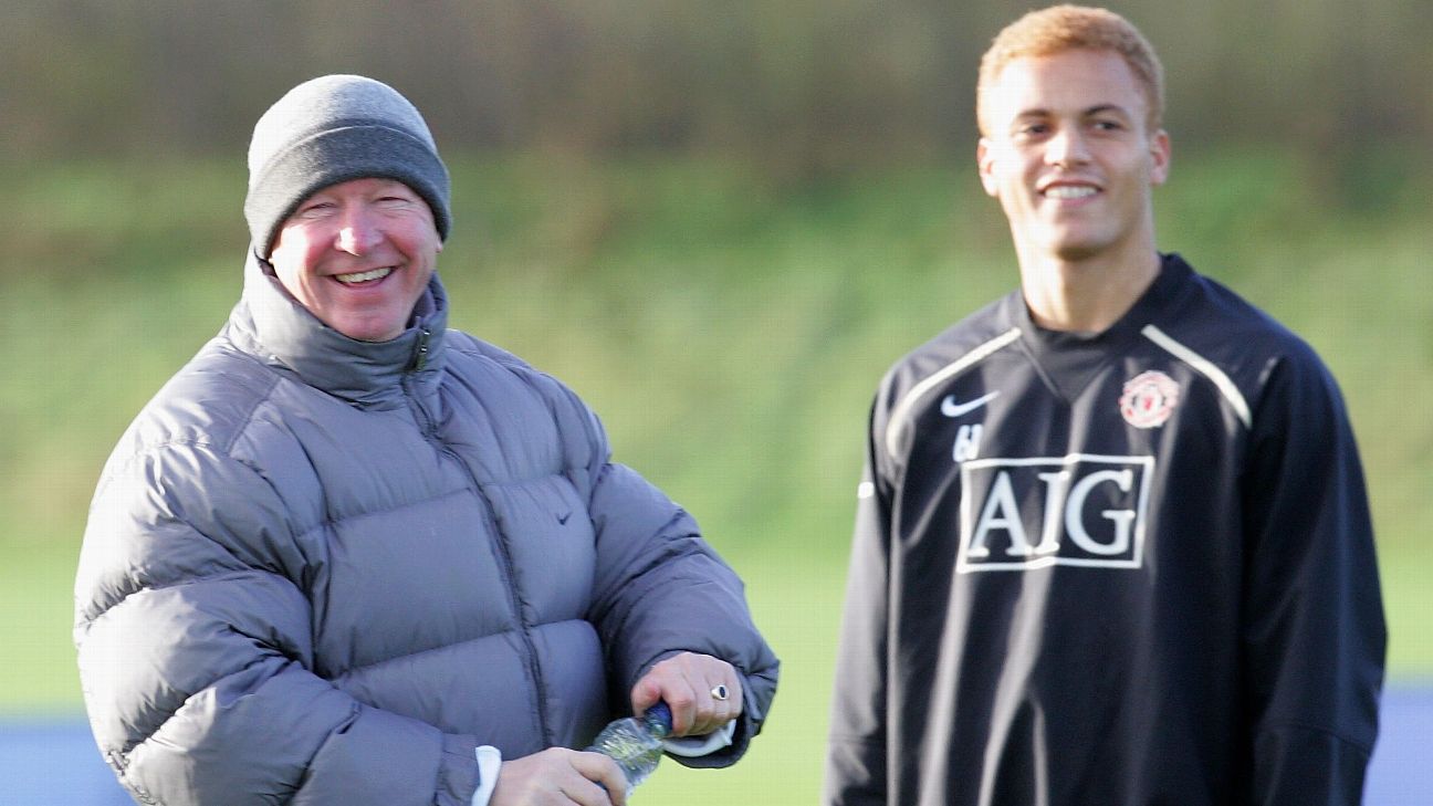 มิเกล อาร์เตตาคุมอาร์เซนอลระหว่างเกมเปิดฤดูกาลหลังชนะโคเวนทรี ซิตี 3-0