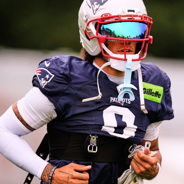 Christian Gonzalez admite fastidio por la extensión pendiente con los Patriots