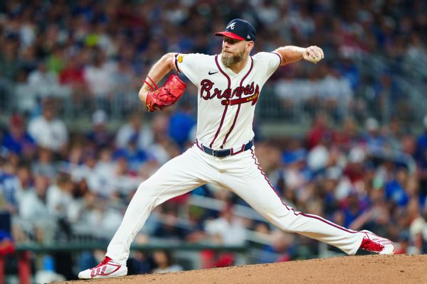 Sale tops 100 mph, throws complete game as Braves sweep Dodgers