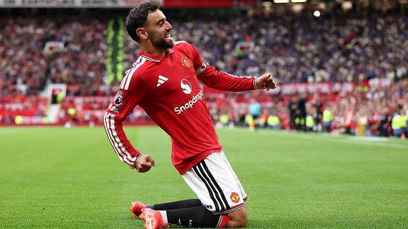 Bruno Fernandes ซัดแฮตทริก แมนฯ ยูไนเต็ดพลิกชนะอิปสวิช 5-2 รูปประกอบข่าวฟุตบอล