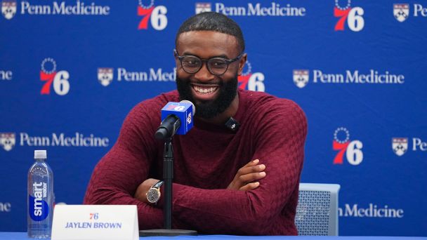 Jaylen Brown receives key to city in farewell party to Boston