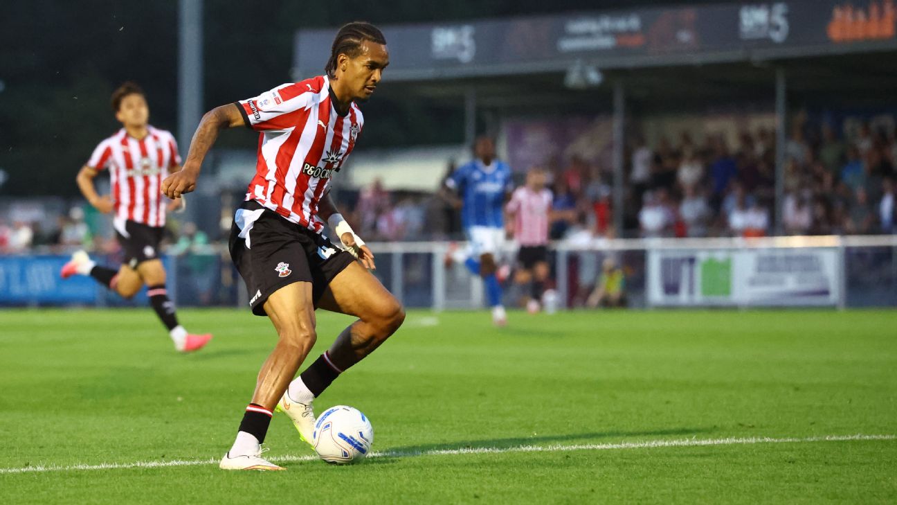 Sources: Southampton loans USMNT's Downs to St. Louis