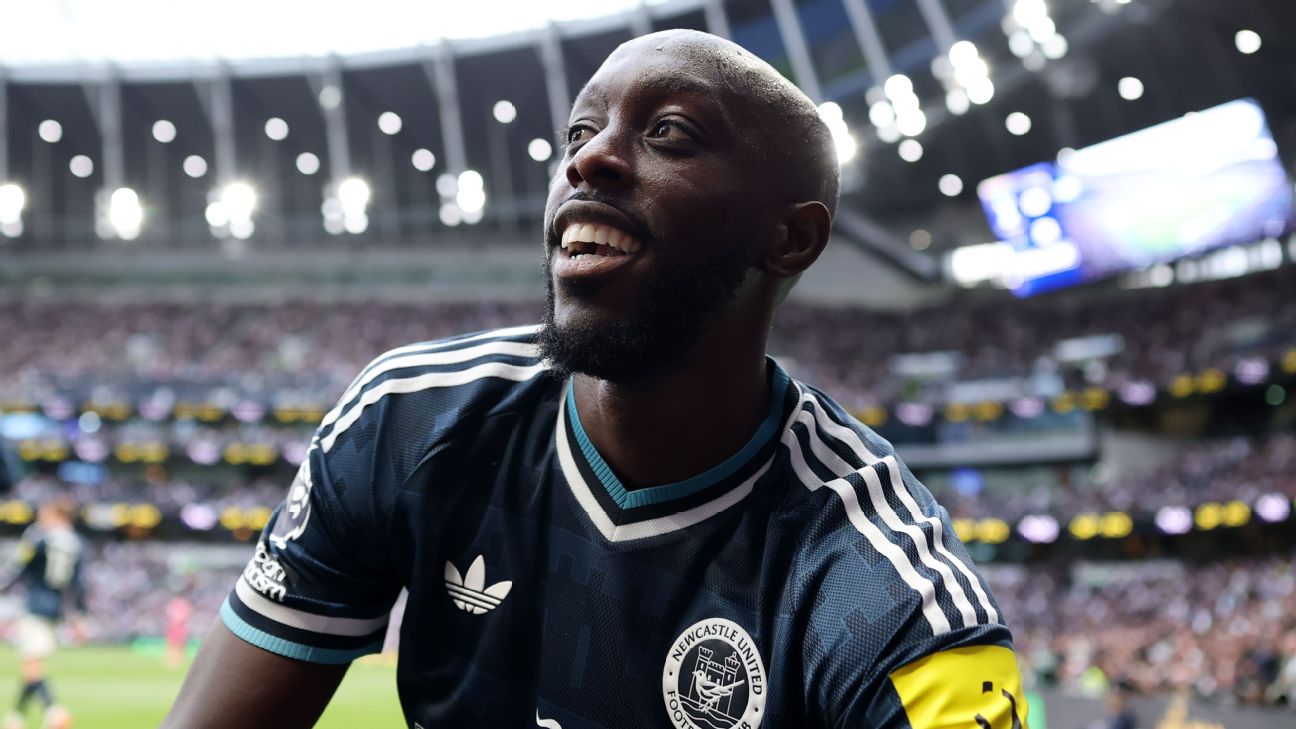 Yoane Wissa ฟอร์มร้อนกับ Newcastle United หลังยิงครบเท่าเดิมในพรีเมียร์ลีกซีซันก่อน รูปประกอบข่าวฟุตบอล