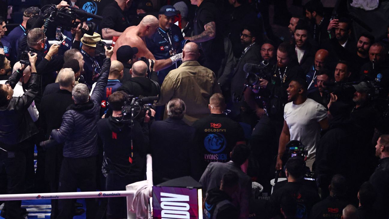 Hearn: AJ vs. Fury Wembley fight talks back on