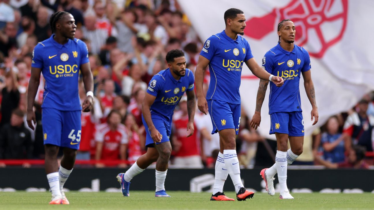 Neville criticises Chelsea defence after 2-1 defeat to Arsenal