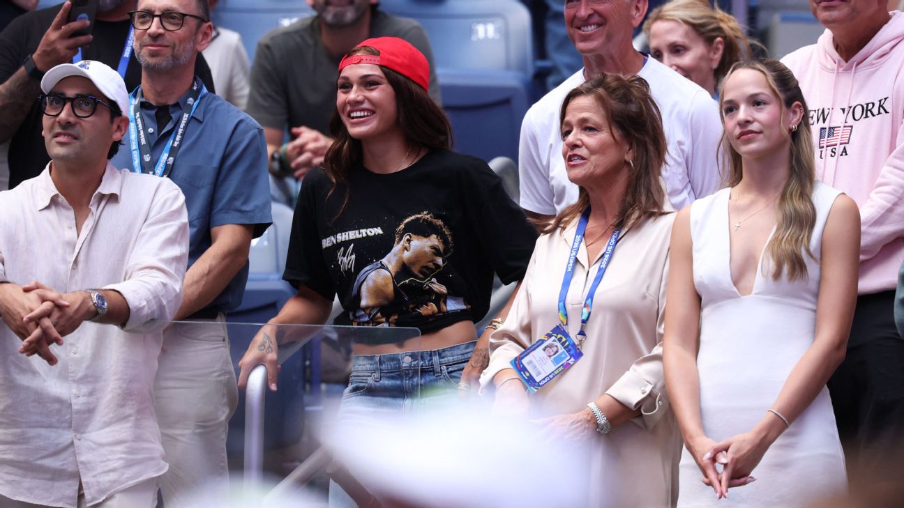 Rodman goes from soccer game to US Open final to watch Shelton