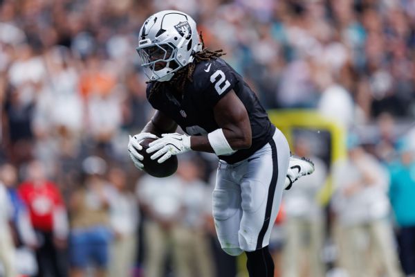 Ashton Jeanty puts away concern about his ankle in dominant game