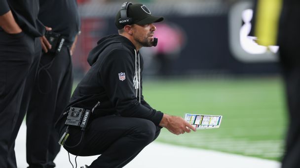 First impressions of Raiders' defense under Rob Leonard
