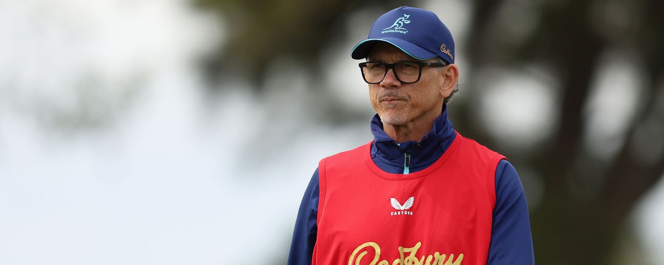 Les Kiss will coach against the Springboks as Wallabies boss for the first time in Sunday night's clash at Optus Stadium — Article image accompanying Wallabies coach Les Kiss: A gift to learn rugby through the eyes of the Springboks on WagerUp Sports News.