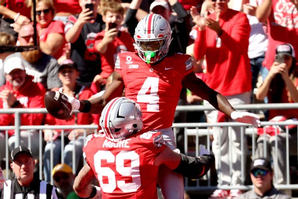 Jeremiah Smith had 12 catches for 217 yards and four touchdowns against Illinois. — Article image accompanying Smith's historic 200-yard, 4-TD game propels Ohio State on WagerUp Sports News. Jeremiah Smith had 12 catches for 217 yards and four touchdowns against Illinois. — Article image accompanying Smith's historic 200-yard, 4-TD game propels Ohio State on WagerUp Sports News.