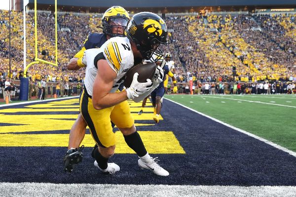 Article image accompanying 'Just gotta believe': Iowa tops Michigan with last-second TD on WagerUp Sports News. Article image accompanying 'Just gotta believe': Iowa tops Michigan with last-second TD on WagerUp Sports News.