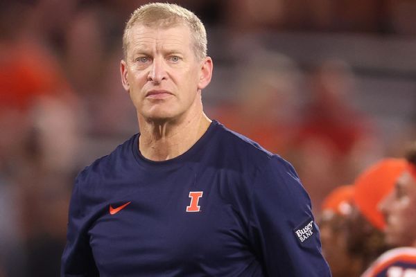 Article image accompanying Illinois defensive coordinator Bobby Hauck out after 4 games on WagerUp Sports News. Article image accompanying Illinois defensive coordinator Bobby Hauck out after 4 games on WagerUp Sports News.