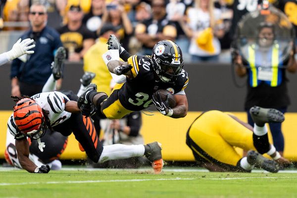 Article image accompanying Steelers' Warren dominates Bengals with career-best 176 yards on WagerUp Sports News. Article image accompanying Steelers' Warren dominates Bengals with career-best 176 yards on WagerUp Sports News.