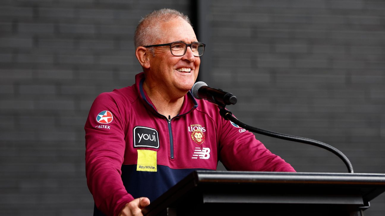 Fagan was presented with the keys to the city by Brisbane Lord Mayor Adrian Schrinner after shaking hands with Queensland premier David Crisafulli. — Article image accompanying Ambitious Blues open to offering role to Chris Fagan on WagerUp Sports News.