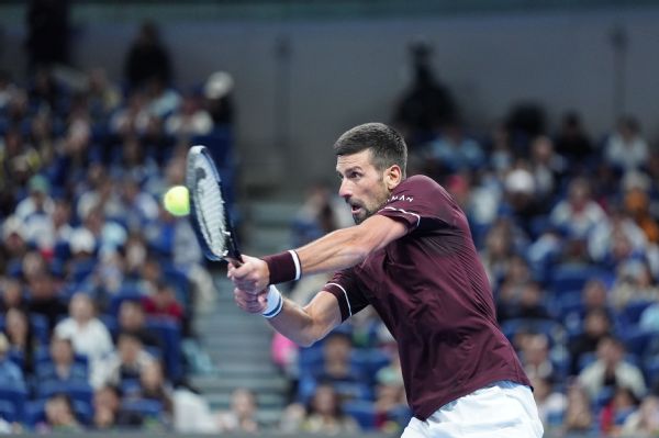 Novak Djokovic starts China Open with first win since July