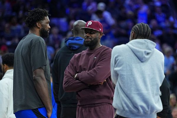 Article image accompanying Mike Breen apologizes after LeBron James disputes Embiid story on WagerUp Sports News. Article image accompanying Mike Breen apologizes after LeBron James disputes Embiid story on WagerUp Sports News.