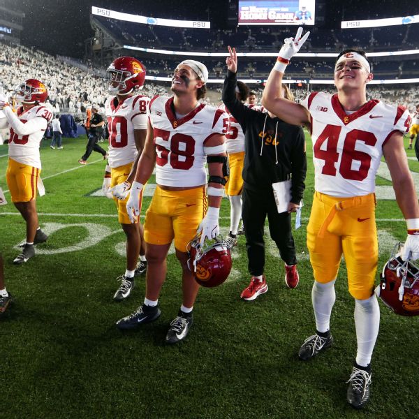 No. 19 USC moves to 6-1, tops Penn State in White Out game