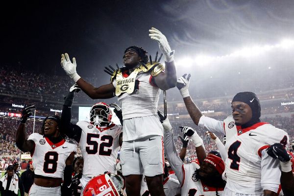 Article image accompanying Georgia climbs to No. 1 in AP Top 25 poll; Texas falls to 7 on WagerUp Sports News. Article image accompanying Georgia climbs to No. 1 in AP Top 25 poll; Texas falls to 7 on WagerUp Sports News.