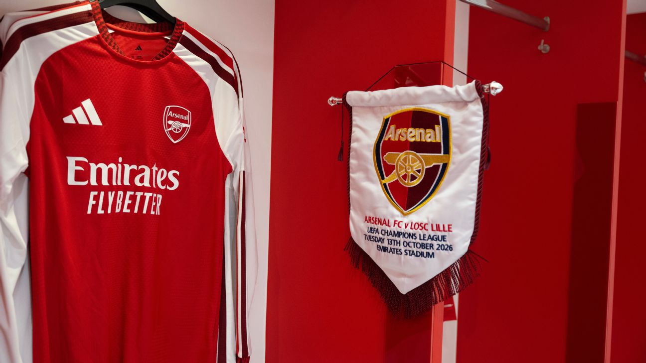 Arsenal Lille pennant.