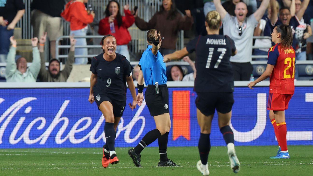 Mallory Swanson celebrates after scoring a goal for the United States against Spain in a friendly. — Article image accompanying Swanson scores 1st U.S. goal since Olympics in comeback vs. Spain on WagerUp Sports News.