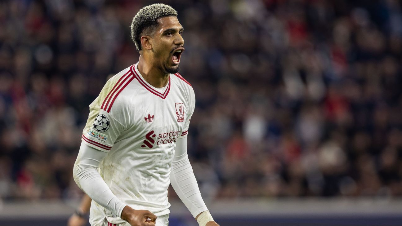 Champions League live updates: Liverpool take lead as early matches are underway