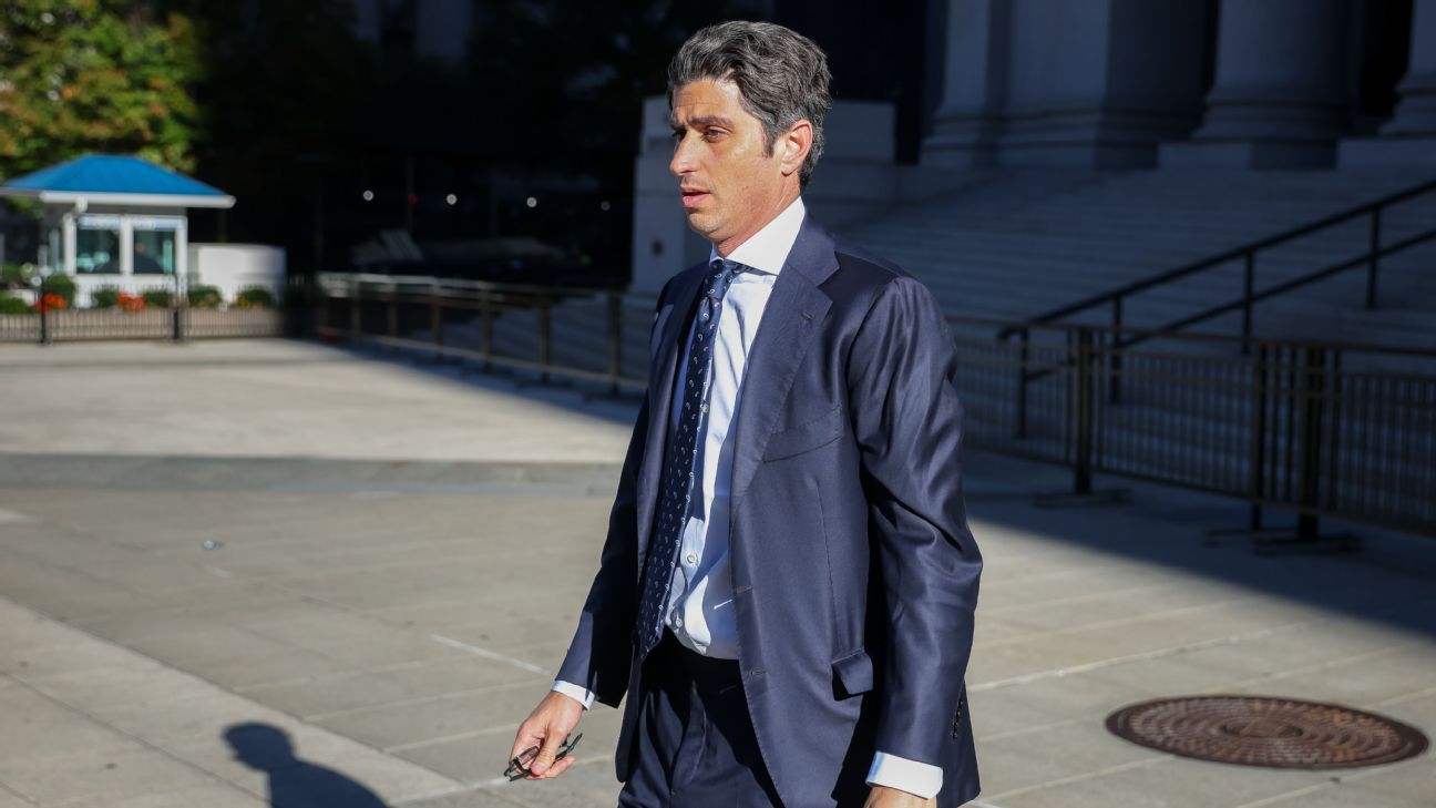 777 Partners founder exits federal court on Thursday after pleading guilty to a multi-million dollar fraud scheme. — Article image accompanying 777 exec Wander, who led Everton bid, guilty of fraud; to repay $500M on WagerUp Sports News.