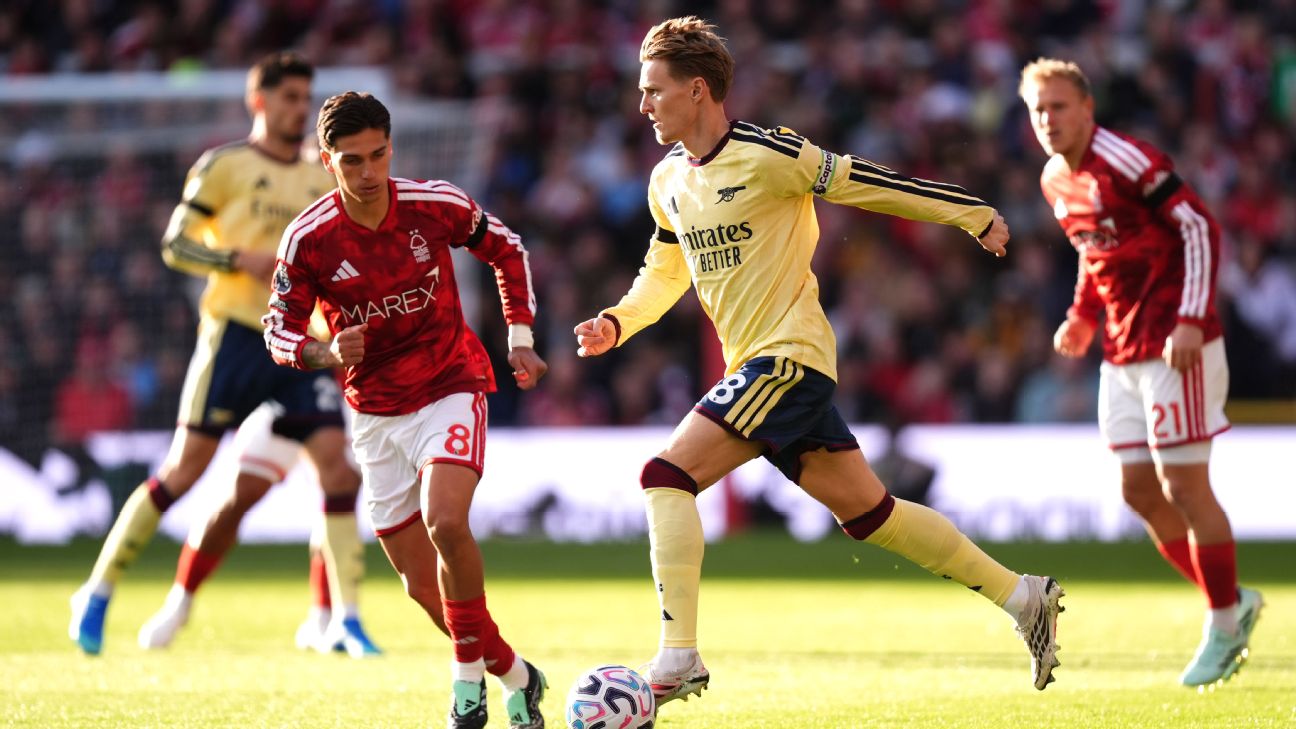 Premier League live updates: Arsenal face Nottingham Forest